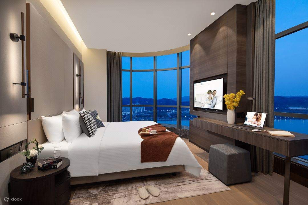 Li Cheng Hotel (Hengqin Port Convention and Exhibition Center Branch) Accommodation Package, Zhuhai